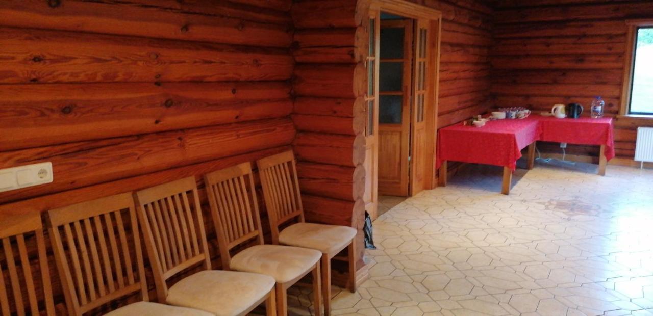 Lielkaibeni Hotell Vecpiebalga Eksteriør bilde